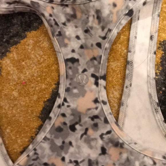 Lululemon workout top! - Picture 2 of 2